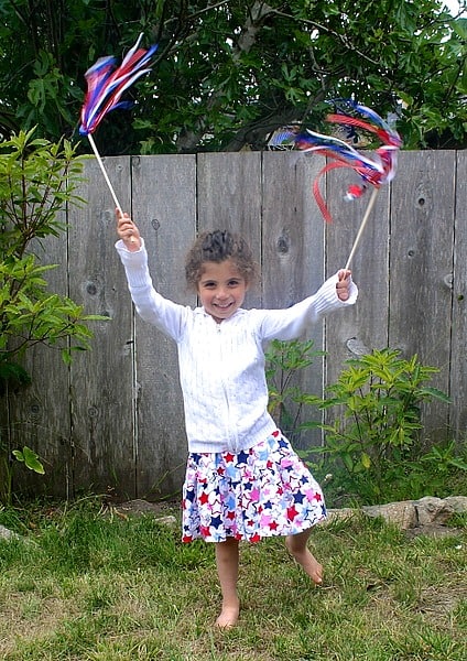 Patriotic Wand Craft for Kids