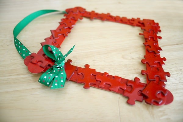 Homemade Christmas Ornament for Kids: Puzzle Piece Christmas Ornament Frame~ Buggy and Buddy