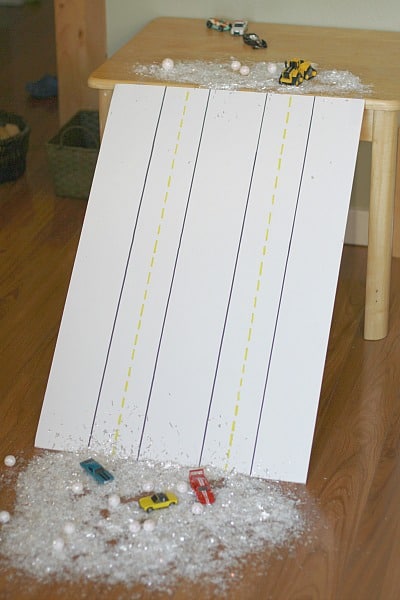 Perfect for a snow day or rainy day! (Inside Activity for Kids: Homemade Snowy Ramp for Toy Cars)~ BuggyandBuddy.com