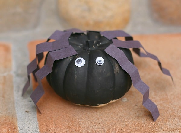 Halloween Craft for Kids: Spider Pumpkin Craft- BuggyandBuddy.com