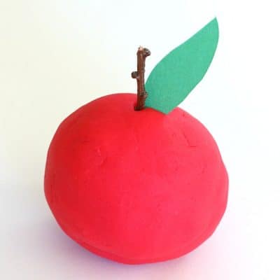 How to Make Apple Scented Playdough