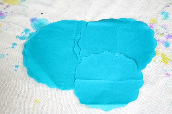 cut tissue paper circles