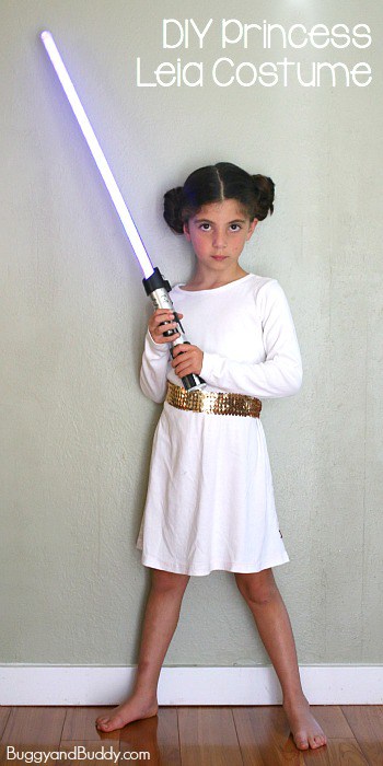 Easy DIY Princess Leia Costume! (Perfect for any Star Wars fan and can be worn on Halloween or for dress up play!) ~ BuggyandBuddy.com