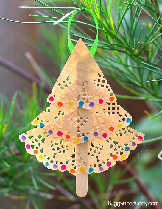 Christmas Tree Ornament Craft for Kids Using Paper Doilies