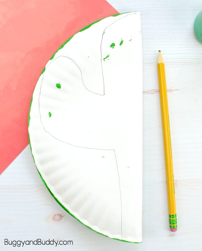 draw a cactus shape onto your paper plate